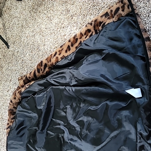 Beauciel vest 3X zip faux fur cabincore baddie animal print - Picture 8 of 13